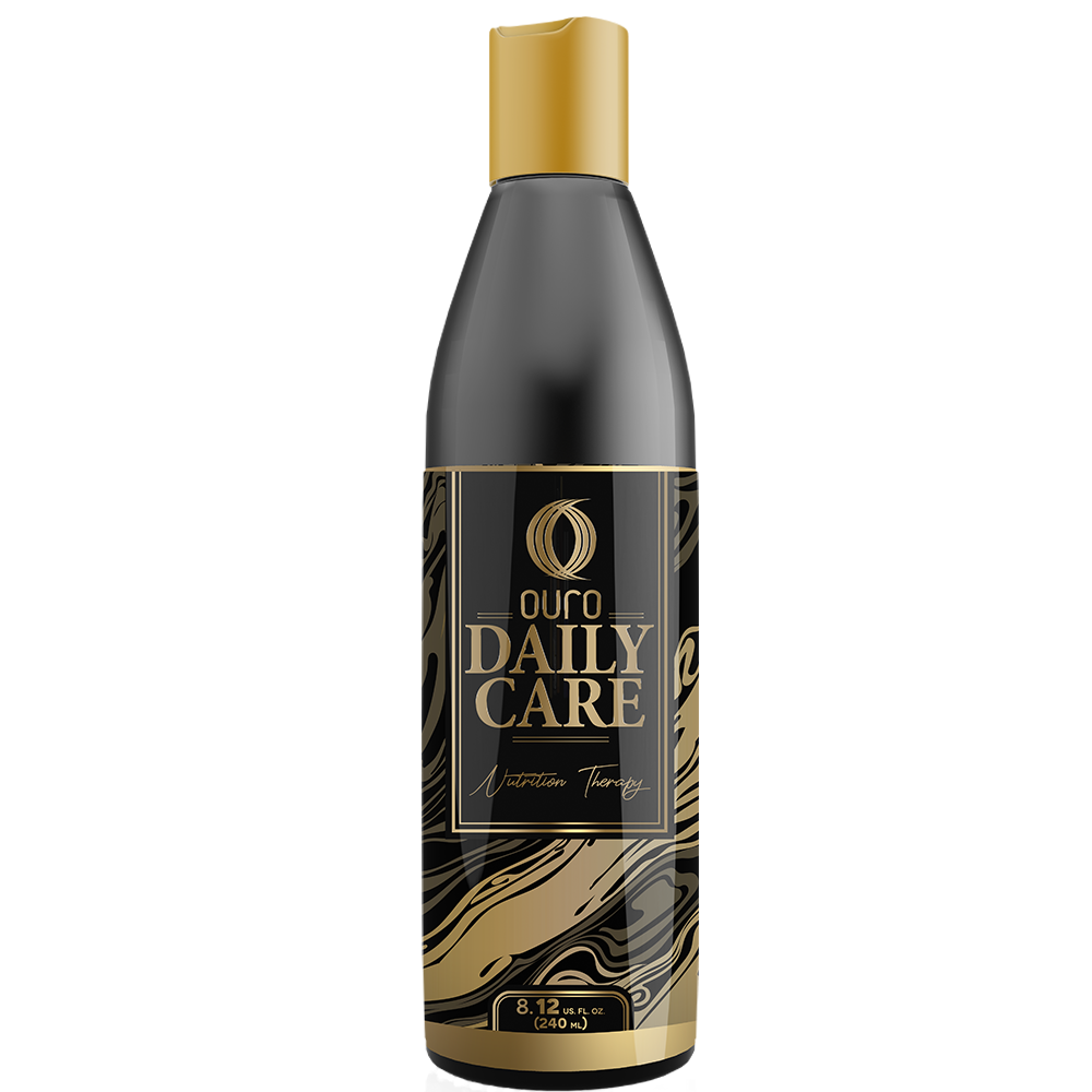 Envase negro y dorado de OURO Daily Care Nutrition Therapy con tapa dorada; presentación de 240 ml.
